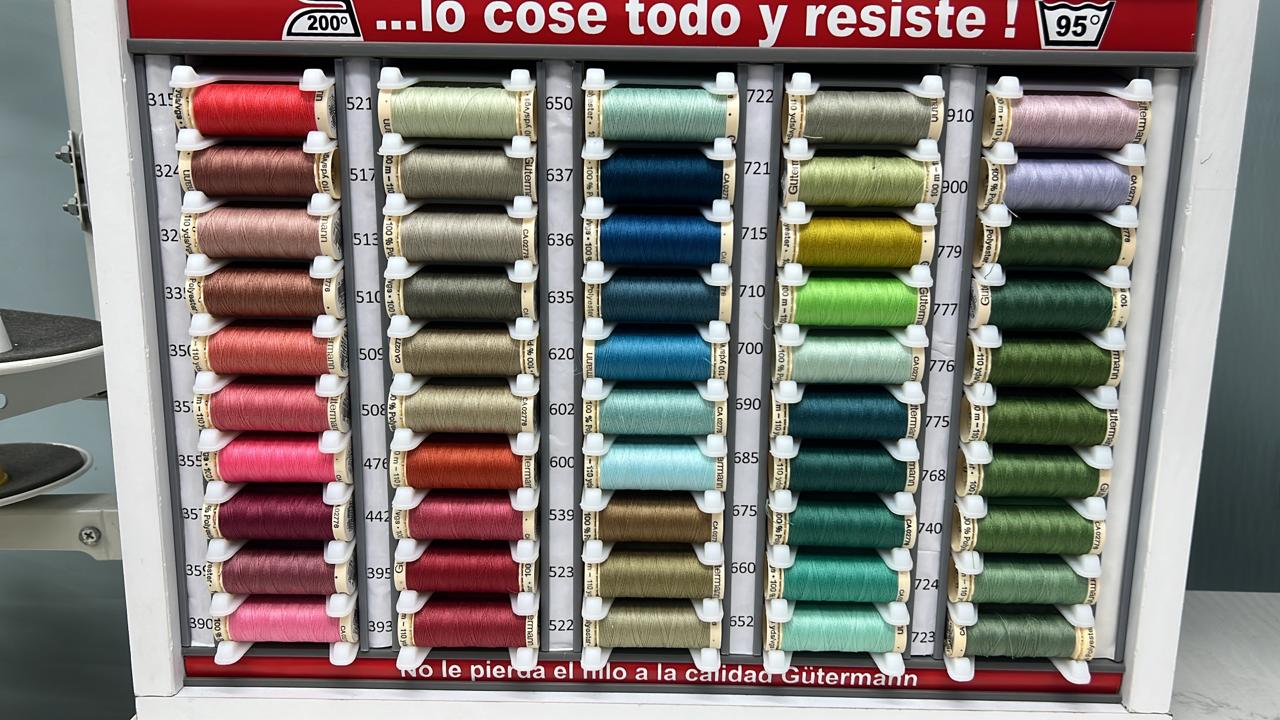 Gutermann Hilo de poliéster, 110 yardas